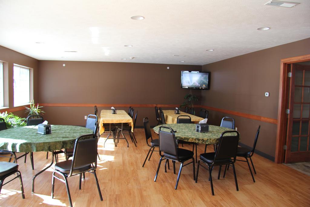 Green Acres Hotel Pittsfield エクステリア 写真